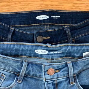 2 pair of jeans for 10 dollars, one light pair, one dark pair